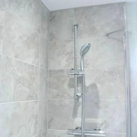 Superb Townhouse Silent Ferienhaus *