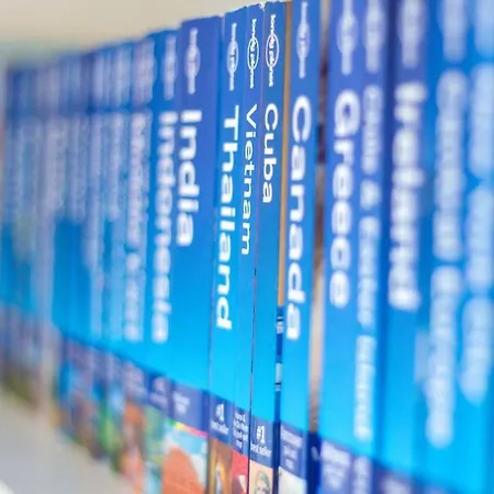 Artist Colony With Sauna And Private Garden, And Easy Walk To Centre Эдинбург