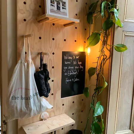 Charmingly Rustic 2bd Flat With Garden Apartment Edinburgh