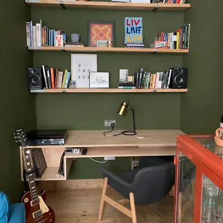 Charmingly Rustic 2bd Flat With Garden * Edinburgh