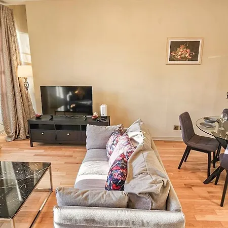 Royal Mile - Bright 2 Bedroom Apartamento *