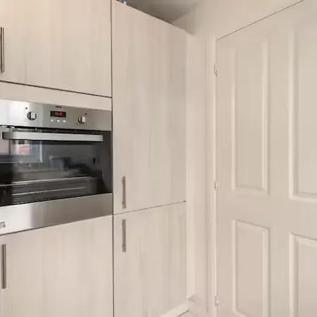 Superb Townhouse Silent