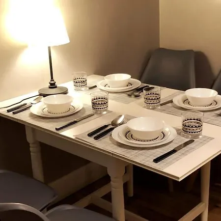 Centre 2 Bedroom Close To Castle&university