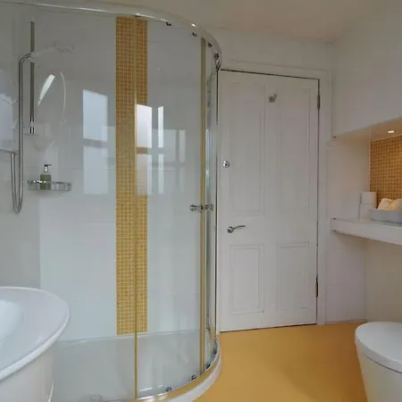 Luxury Penthouse In Edinburgh City Centre Edinburgh