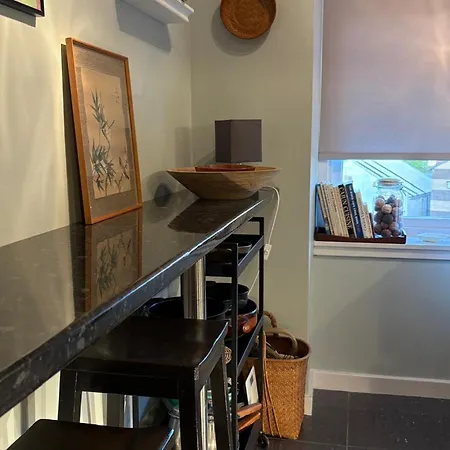 Stunning 1bd Flat In Centre - Pass The Keys *