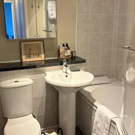 Stunning 1bd Flat In Centre - Pass The Keys *