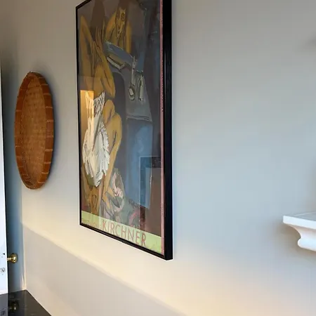 Stunning 1bd Flat In Centre - Pass The Keys Appartement *