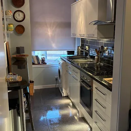Appartamento Stunning 1bd Flat In Centre - Pass The Keys Edimburgo