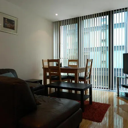 أدنبرة كاستل 4*