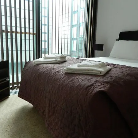 أدنبرة كاستل 4*