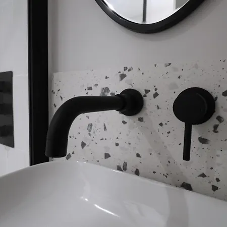 Modern Flat In アパート エディンバラ