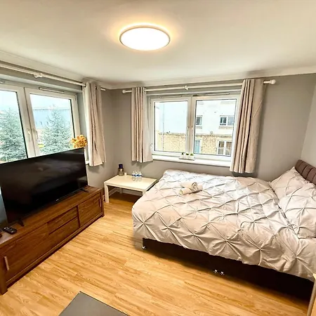 Pilrig Heights - Central - Free Parking & Fast Wifi