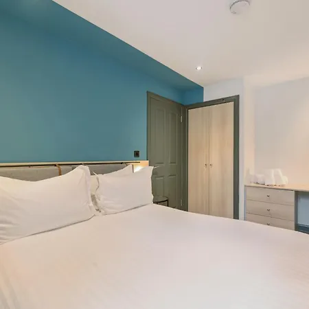 Apartahotel Holyrood Edimburgo