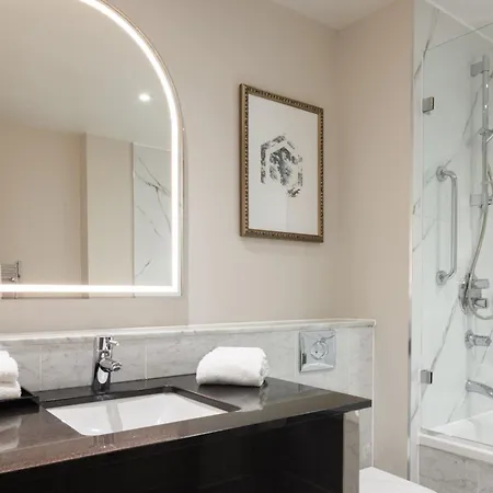 Hotel The Caledonian Edinburgh, Curio Collection By Hilton Edinburgh