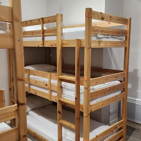 Just Sleep At Matrix Hostel *