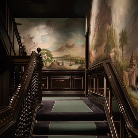 100 Princes Street 5*