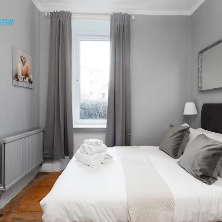 Marvellous 2 Bed Apartment *