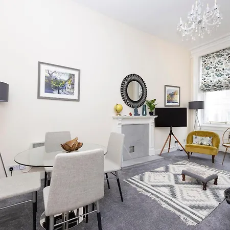 Appartement Stylish 2-bedroom Old Town Next To Royal Mile