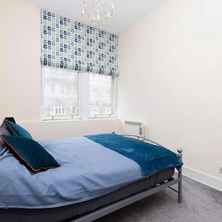 Stylish 2-bedroom Old Town Next To Royal Mile Апартаменты *