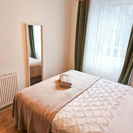 Harry Potter Styled 3-bed - * Edinburgh