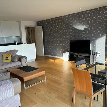 Apartment Stunning Park View Quartermile Close Proximity To Castle