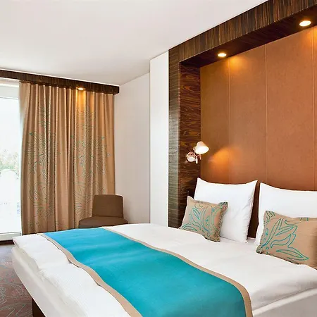 One Edinburgh-princes Szálloda 3*