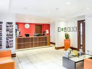 The Scholar Hotel