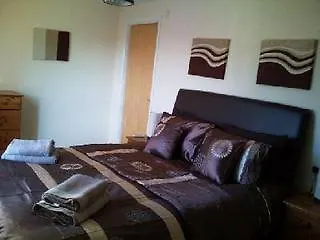 شقة لوكيند المخدومة