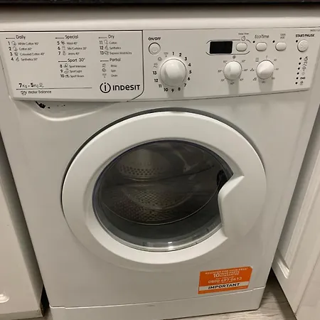 Old Town Royal Mile 2 Bedrooms Apartment Edinburgh