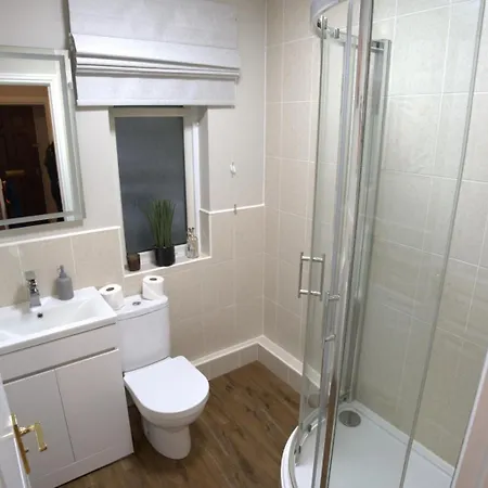 Modern 2 King Size Bed Flat Free Parking * Edinburgh