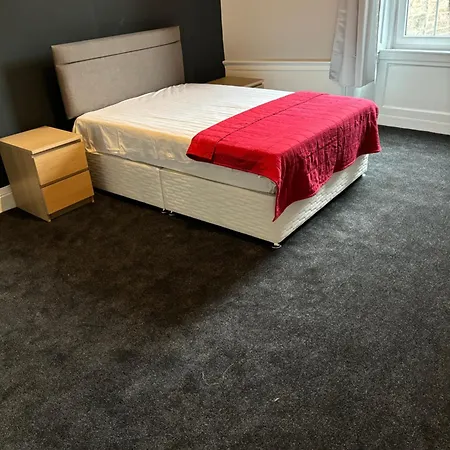 Centre Large 2 Bedroom For 5 People