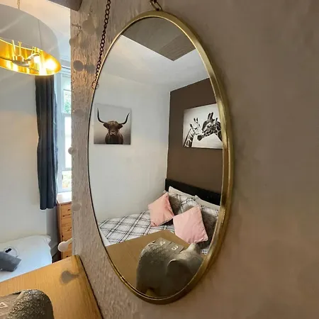 Canon's Family Nest Apartment Edinburgh