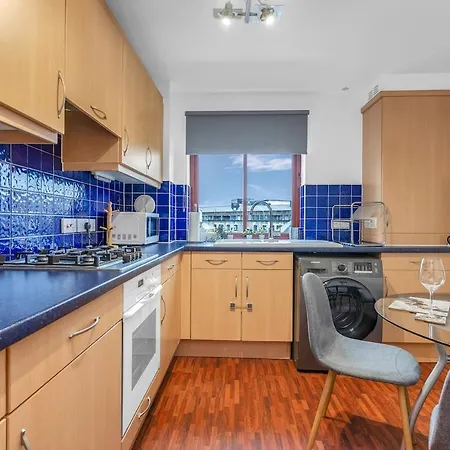 Apartamento Modern 2 Bedroom In Centre