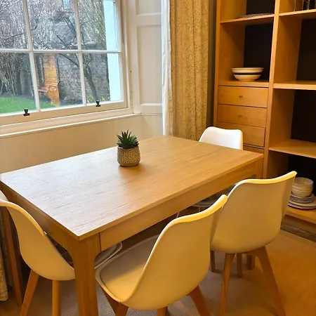Apartment Spacious In Edinburgh