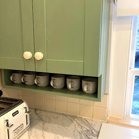 Spacious In Apartment Edinburgh