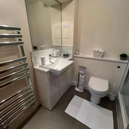 Old Town, Free Parking, Outlander Experience Edimburgo