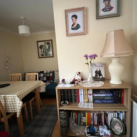 Old Town, Free Parking, Outlander Experience