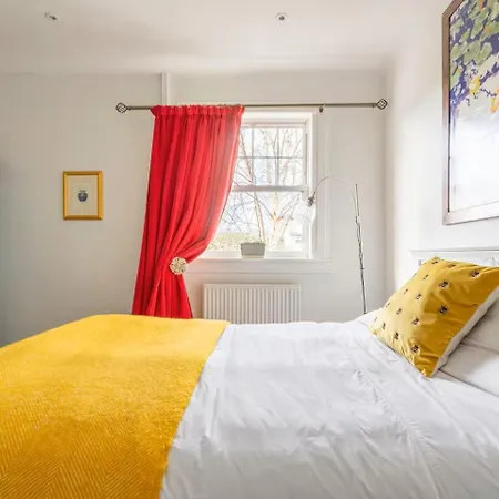 Homestay Peace In The Edinburgh