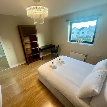 Apartamento Luxury Spacious 4 Dbl Br House With Free Parking Edimburgo