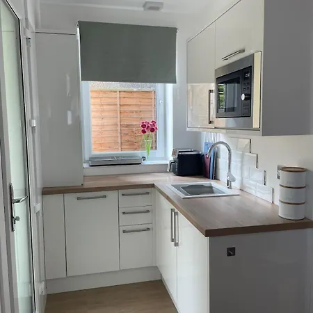 Modern Apartment, Access To Holyrood & *