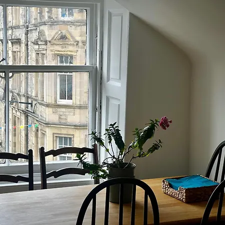 Historic In Royal Mile Edimburgo