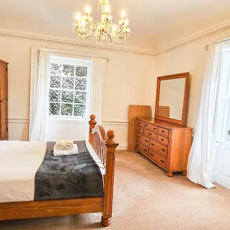 Russel House - 4 Bedroom - The Royal Mile Semesterbostad