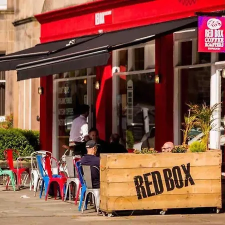 Stunning Refurbished Main Door Marchmont Apartment