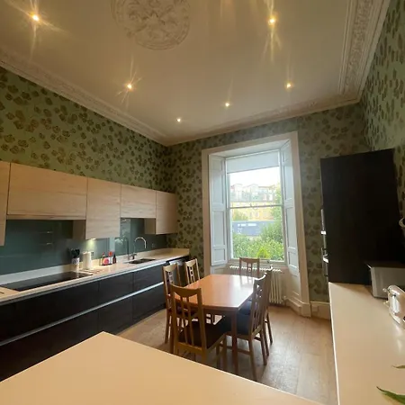 Villa Georgian Townhouse In Centre Edinburg