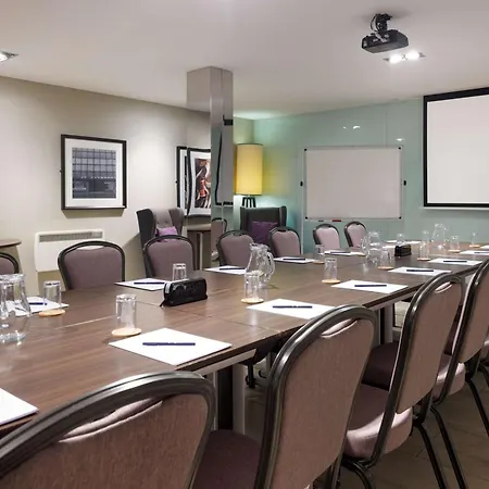 Doubletree By Hilton Centre Hotell