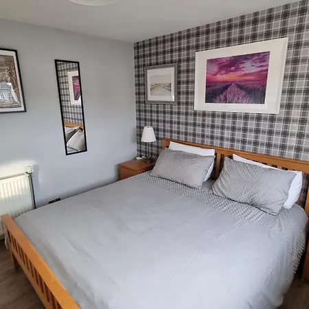 Innisfail Edi Edinburgh
