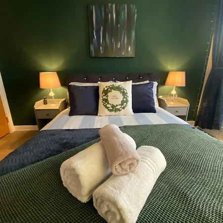 Iona's Family Retreat B Apartment Edinburgh