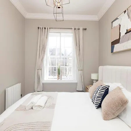 Apartment Castle View In The Heart Of Historic Old Town Edinburgh