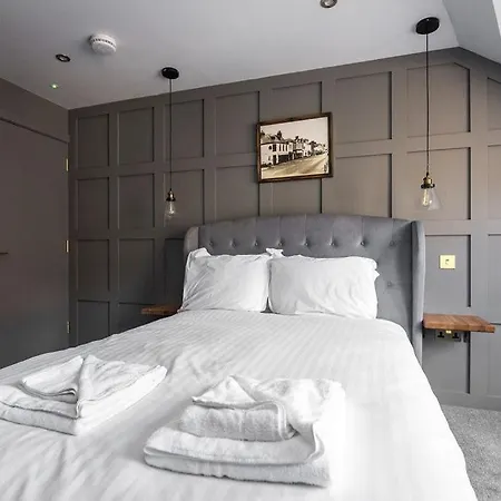 Warden's Close Apartamento *