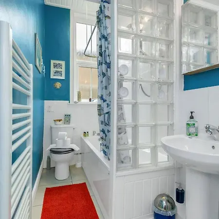 Homely In Trendy Stockbridge EDI